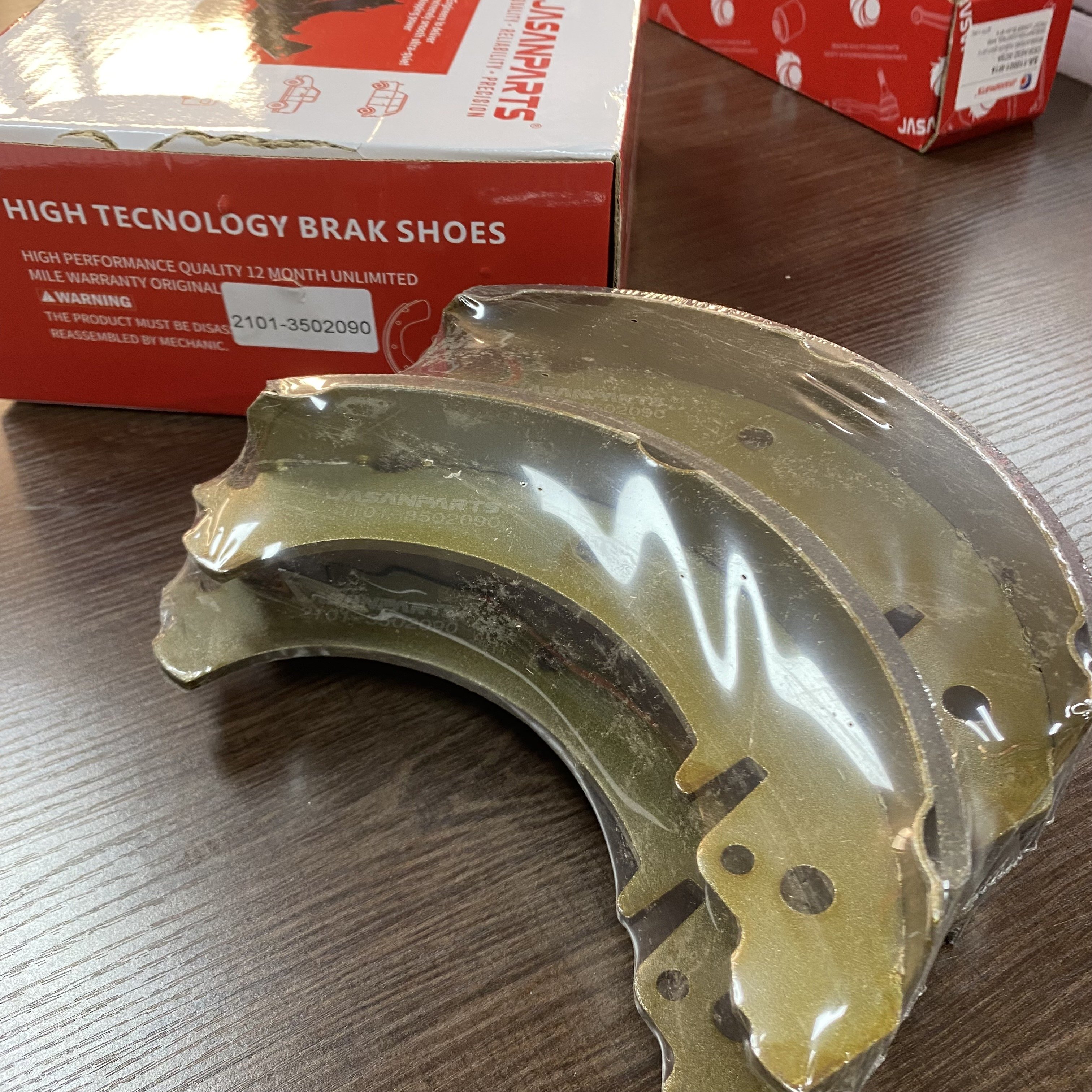 "High-quality Brake Pads&Brake Shoes for LADA BA3 2101-2107, 2121, 2123 2101-3502090